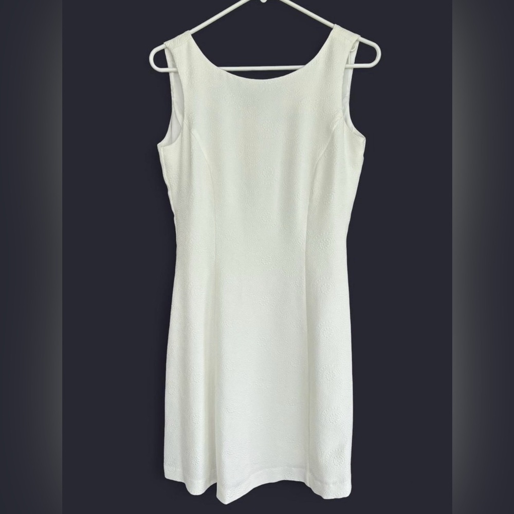Cremieux Dress Size 2 White Solid Sleeveless Knee Length Zip Lined Sheath Bridal